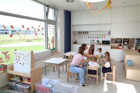 Foto: V Brose Prievidza dnes slávnostne otvorili novú škôlku 16