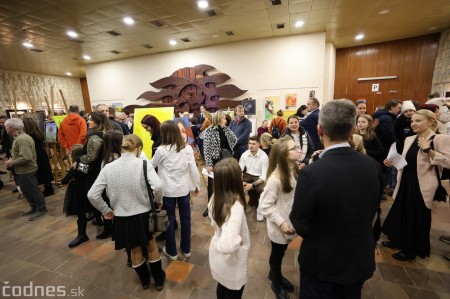 Dražbou diel na aukcii Vianočná  iskra verejnosť opäť podporí bojnickú nemocnicu a ZUŠ 5