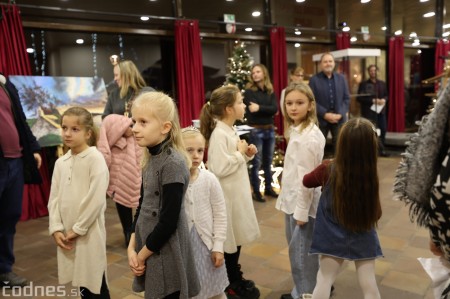 Dražbou diel na aukcii Vianočná  iskra verejnosť opäť podporí bojnickú nemocnicu a ZUŠ 37