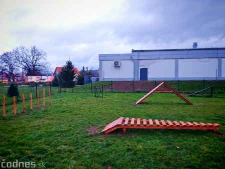 Foto a video: Nové vybavenie výbehu pre psov pri Nedožerskej ceste v Prievidzi 0