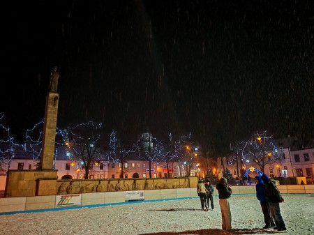 Otváracie hodiny klzisko na námestí v Prievidzi 2024 2