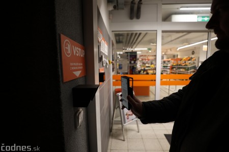 Foto: Nákupy počas Vianoc bez obmedzení už aj v Handlovej. Do mesta prichádza COOP Jednota 24/7 1