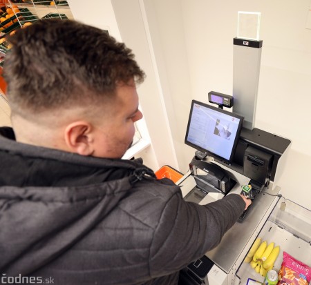 Foto: Nákupy počas Vianoc bez obmedzení už aj v Handlovej. Do mesta prichádza COOP Jednota 24/7 13