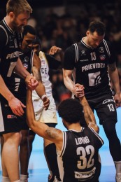 Foto: BC Prievidza si v domácom prostredí pripísala cenné víťazstvo nad Patriotmi Levice, keď triumfovala 97:79 2