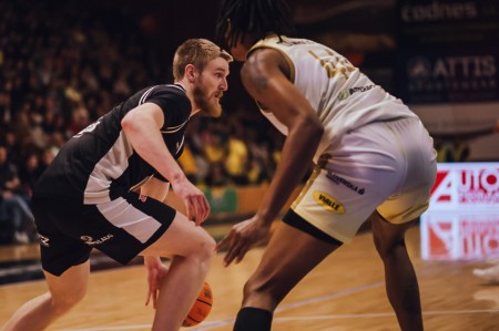 Foto: BC Prievidza si v domácom prostredí pripísala cenné víťazstvo nad Patriotmi Levice, keď triumfovala 97:79 10