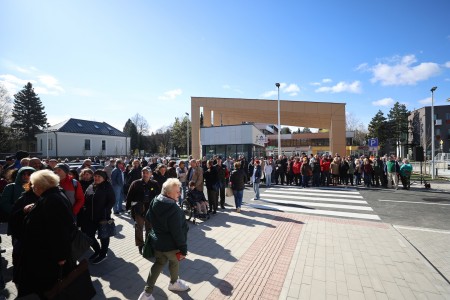 Foto: V Prievidzi pribudol jedinečný ekologický supermarket s inovatívnym dizajnom otvorený nonstop 19