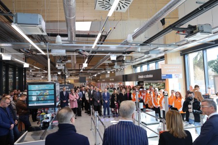 Foto: V Prievidzi pribudol jedinečný ekologický supermarket s inovatívnym dizajnom otvorený nonstop 24