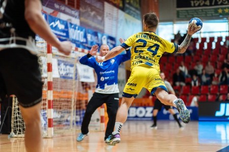 Foto: Dnes výhra HK Bojnice nad ŠKP Bratislava 36:32. Bojnice sa predstavia v boji o medaily. 5