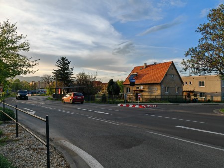 Foto: Mesto Prievidza znižuje na Malonecpalskej ulici rýchlosť, upravuje tam i dopravu 4