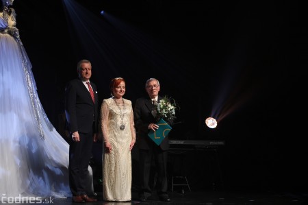Foto: PRIEVIDZSKÝ ANJEL - Tváre mesta - Prievidza ocenila osobnosti, ktoré sa zaslúžili o rozvoj mesta 30
