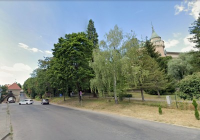 Rekonštrukcia ulice Zámok a okolie v Bojniciach bude stáť viac ako 270.000 eur. Práce musia byť hotové do 30. júna 2025.