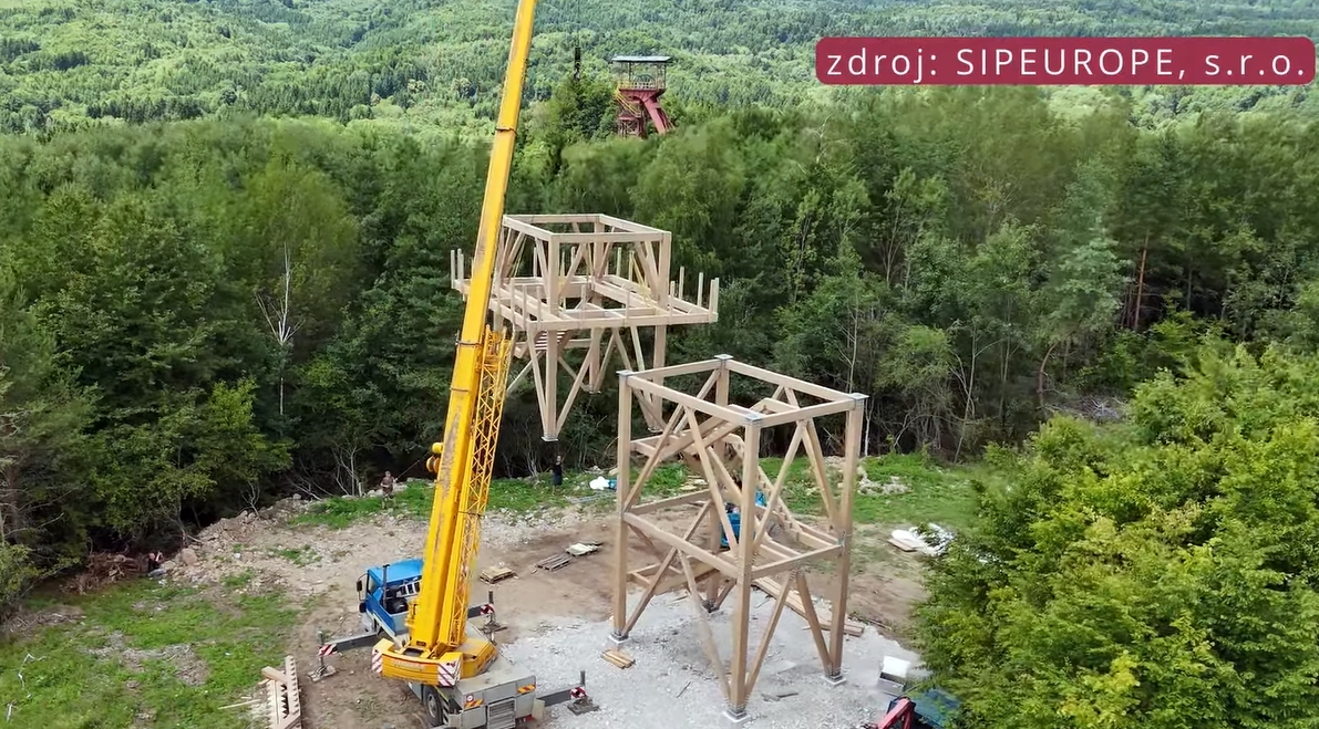 Video: Pozorovateľňa v blízkosti Východnej šachty v Handlovej už stojí na svojich základoch