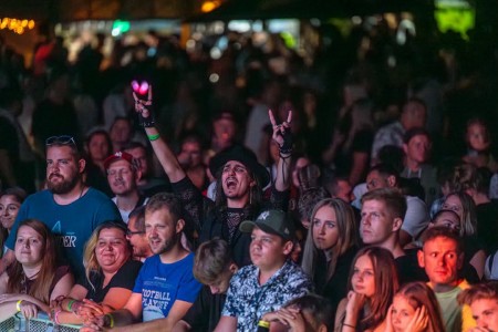 CITY FEST ZH 2025 - program - TOMÁŠ KLUS & CÍLOVÁ SKUPINA (CZ), DESMOD, INÉ KAFE, KORBEN DALLAS, ALAN MURÍN, GLEB, EMMA DROBNÁ 2