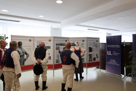 Foto: BRÁNA JAZYKOV OTVORENÁ – festival k výročiam Vavrinca Benedikta Nedožerského 51