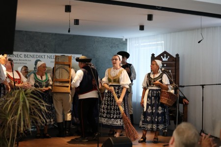 Foto: BRÁNA JAZYKOV OTVORENÁ – festival k výročiam Vavrinca Benedikta Nedožerského 67