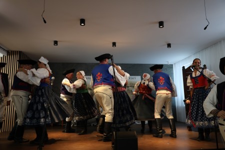 Foto: BRÁNA JAZYKOV OTVORENÁ – festival k výročiam Vavrinca Benedikta Nedožerského 86