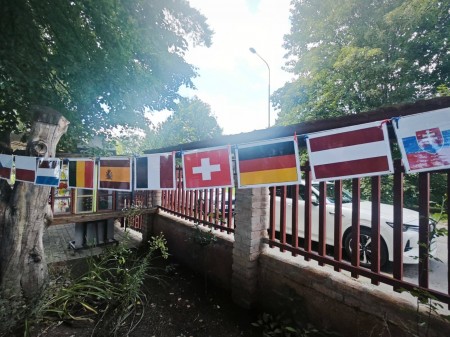 Video: Prievidžan Jozef Kapusta má za sebou 9438 km dlhú cyklotúru trinástimi európskymi štátmi. Chcel poukázať na dôležitosť prevencie proti rakovine prostaty. 4