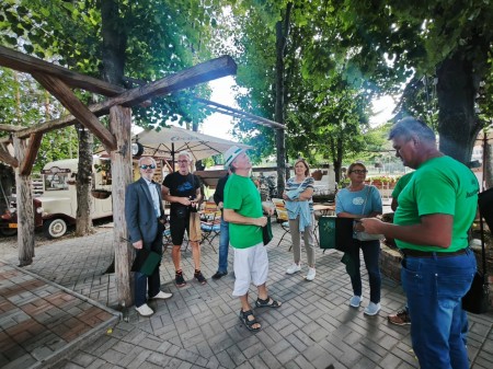 Video: Prievidžan Jozef Kapusta má za sebou 9438 km dlhú cyklotúru trinástimi európskymi štátmi. Chcel poukázať na dôležitosť prevencie proti rakovine prostaty. 9