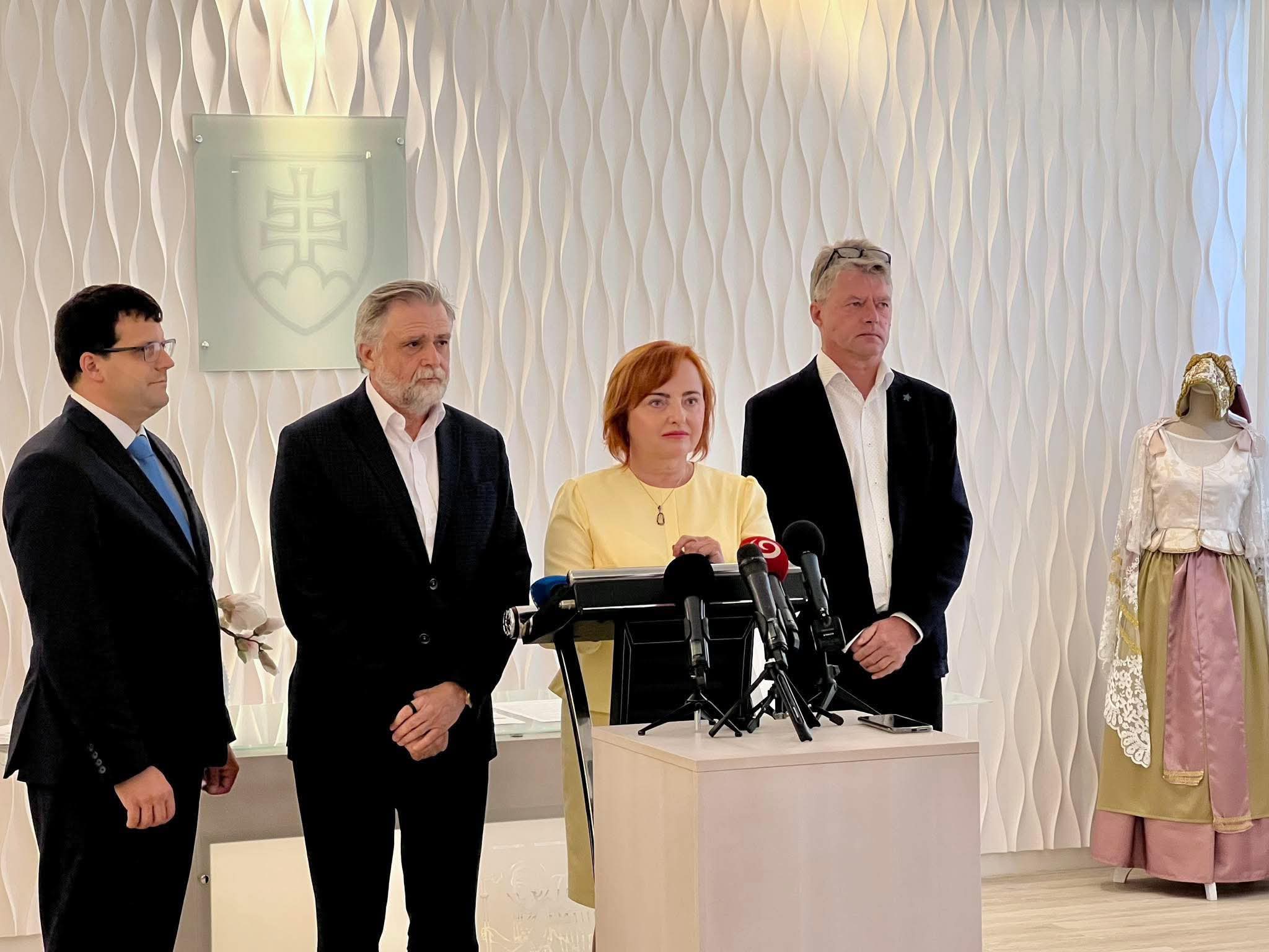 Primátori z Hornej Nitry: MIRRI brzdí transformáciu Hornej Nitry – eurofondy meškajú, región stráca čas