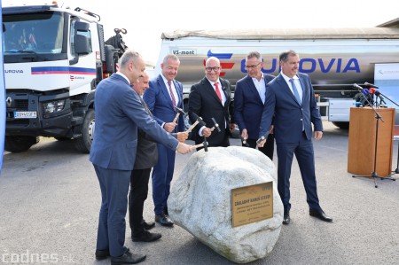 Foto a video: Dnes poklepali základný kameň stavby. Začali s prácami na dokončení prvej etapy obchvatu Prievidze 10