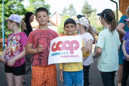 Foto: Podpora komunít v COOP Jednote Prievidza potešila hlavne deti 25