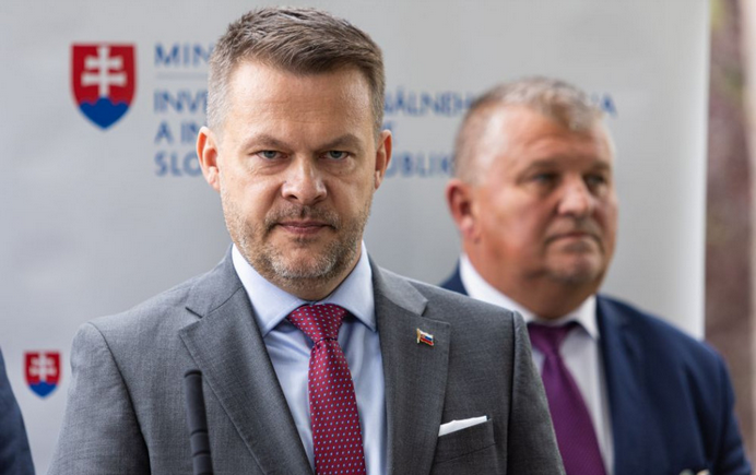 Minister Migaľ: Elektrické autobusy pre Prievidzu a Bojnice sú opäť v hre, výzva bude obnovená