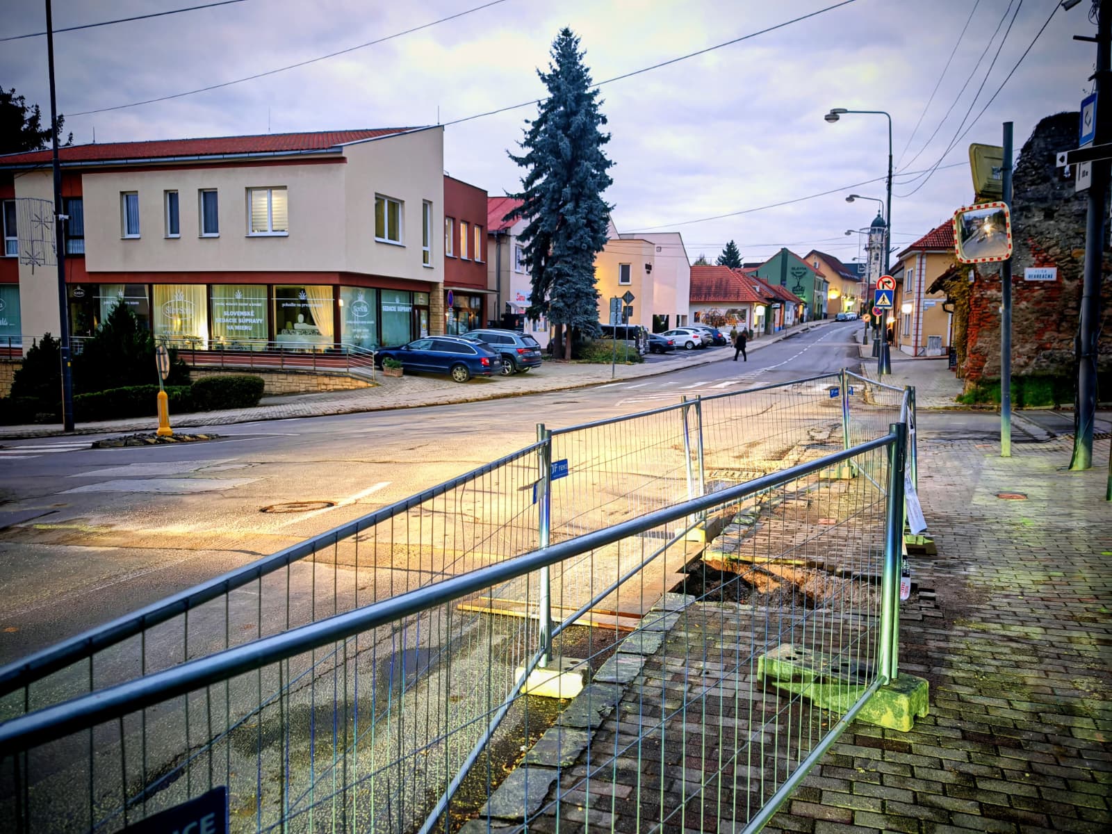 Bojnice: V Bojniciach začali s opravami chodníkov po rekonštrukcii plynovodu