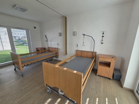 Video a foto: Nedožery-Brezany vybudovali nové komunitné zariadenie pre seniorov 8