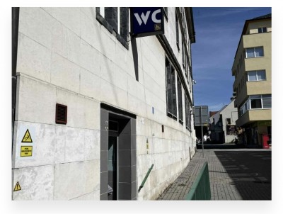 Ako, a kde sú otvorené mestské WC v Prievidzi počas vianočných trhov a vianočných sviatkov