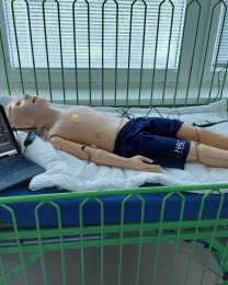 Foto: Stredná zdravotnícka škola v Prievidzi získala nové vybavenie za viac ako 740.000 eur 4