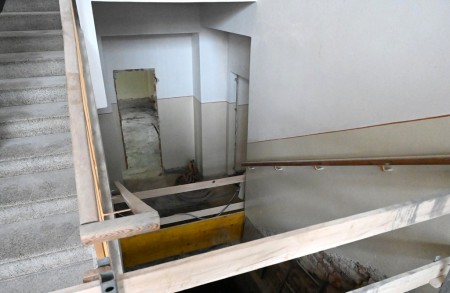 Foto a video: Modernizácia Obchodnej akadémie v Prievidzi za takmer 3 mil. eur prinesie aj bilingválne vzdelávanie 1