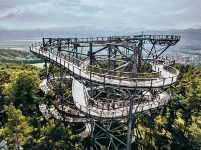 Vstupné na Vyhliadkovú vežu Bojnice - Čajka v oblakoch a ďalšie atrakcie v jej okolí zdraželo