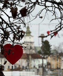 Technické služby mesta Prievidza vyrábajú jedinečnú sezónnu výzdobu 0