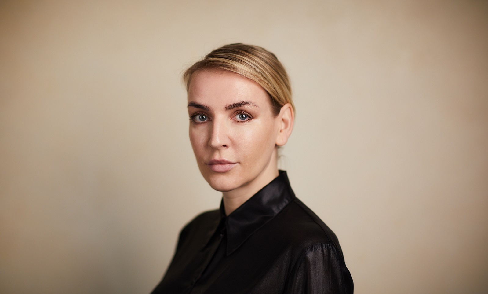 Video: Prievidžanka Sláva Daubnerová sa stala laureátkou 30. ročníka Ceny Nadácie Tatra banky v kategórii divadlo