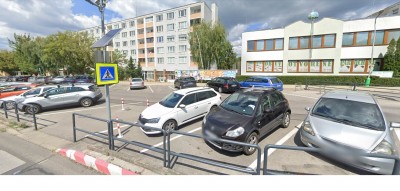 Nový bezlístkový systém na parkovisku na Ulici A. Hlinku v Prievidzi