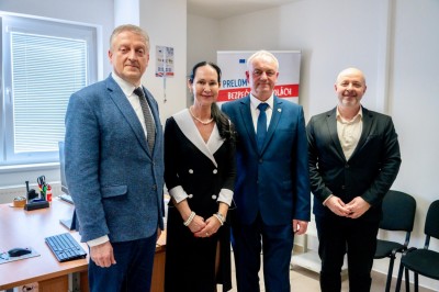 V Prievidzi na okresnom úrade v stredu otvorili stálu informačnú kanceláriu pre obete trestných činov