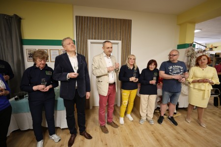 Foto a video: BerTo! sa v Prievidzi rozrastá: dobrovoľníci otvorili druhú prevádzku na výmenu vecí 15