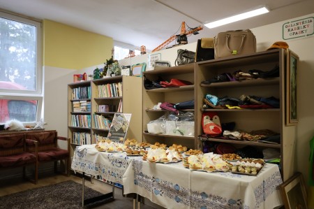 Foto a video: BerTo! sa v Prievidzi rozrastá: dobrovoľníci otvorili druhú prevádzku na výmenu vecí 29