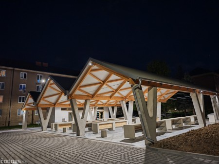 Foto a video: Zanedbané miesto je minulosťou: Prievidza otvorila zrekonštruovanú tržnicu za pol milióna eur 16