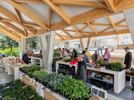 Foto a video: Zanedbané miesto je minulosťou: Prievidza otvorila zrekonštruovanú tržnicu za pol milióna eur 26