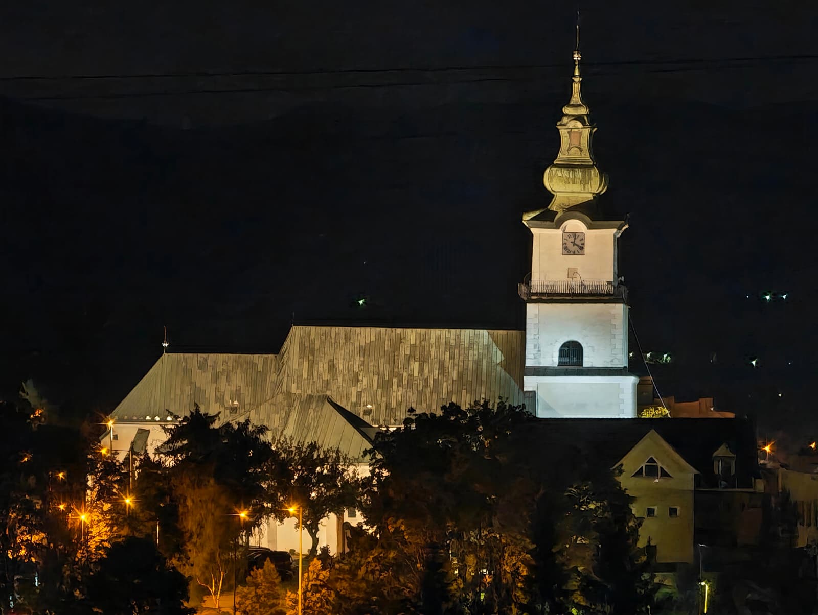 Prievidza modernizuje osvetlenie pamiatok, ušetrí viac ako 60 % energie