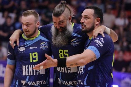 Foto: HK Bojnice píšu históriu: Po dramatickej bitke vyradili Považskú a sú vo finále extraligy 6
