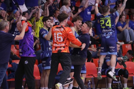 Foto: HK Bojnice píšu históriu: Po dramatickej bitke vyradili Považskú a sú vo finále extraligy 10