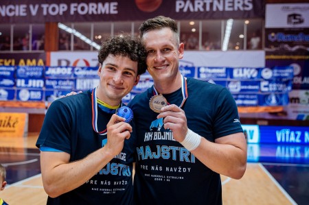 Foto a video: Vicemajstrami Niké handball extraligy sa dnes stali hádzanári HK Bojnice Tatran Prešov dnes vybojovali svoj jubilejný 20. titul majstra Slovenska. 29