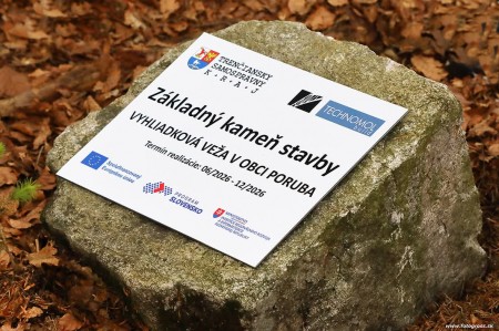 Foto: Poklepaním základného kameňa sa oficiálne odštartovala výstavba Vyhliadkovej veže na Magure 6