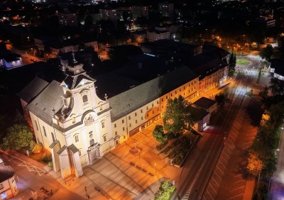 Prievidza láka čoraz viac návštevníkov. Veľkým hitom sú prehliadky piaristického kostola