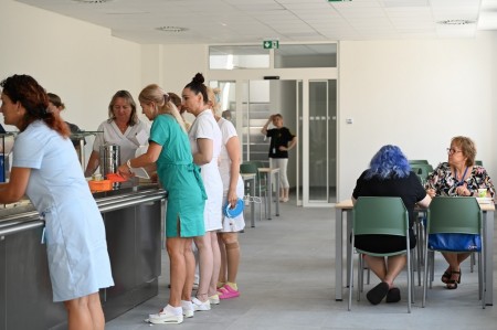 Foto a video: Nemocnica v Bojniciach otvorila úplne novú kuchyňu. Rekonštrukcia stála 3,75 milióna eur 9