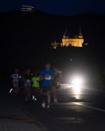 Brose Night Run Prievidza 2026 písal históriu: Majstrovstvá Slovenska aj najlepšie časy na 10 km na slovenskom území (foto) 18