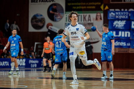 Foto: Hádzanári HK Bojnice pri historickej európskej premiére viedli, napokon rakúskemu majstrovi podľahli 27:31 28